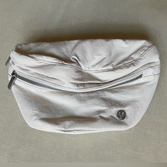Lululemon City Adventurer Belt Bag White Opal NWT